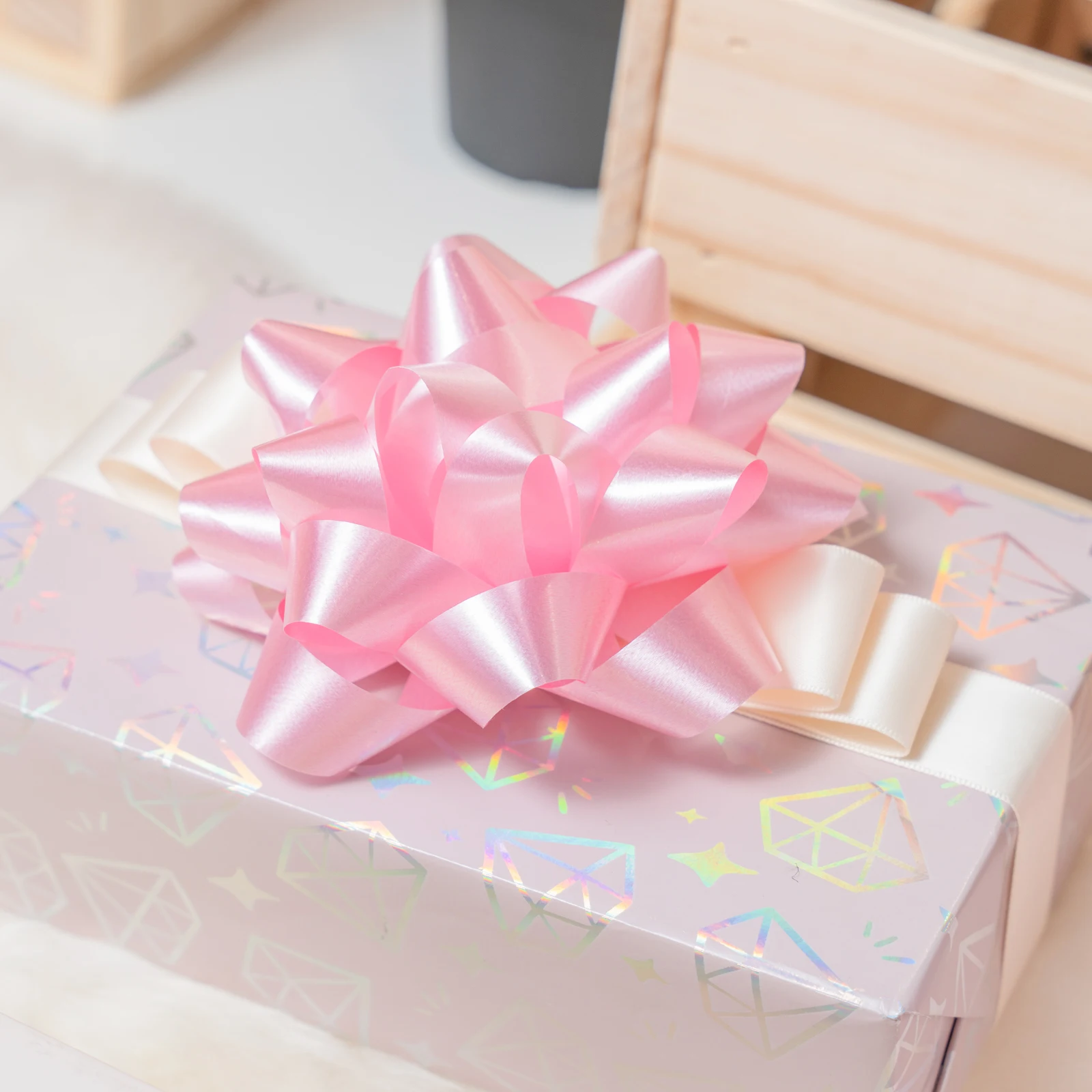 self-adhesive pp Curly Ribbon for holiday gift decoration Curling Ribbon Bow  and Colorful star Bow free collocation