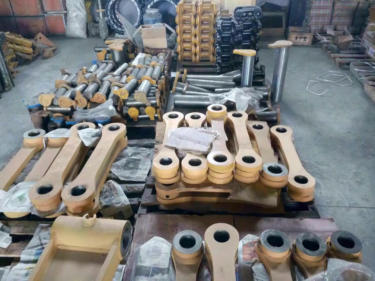 genuine quality products 14X-22-14110 hub for bulldozer d68ess-12 d70 d85ess-2 d61e-12 d60p-12 d65p-12 spare parts