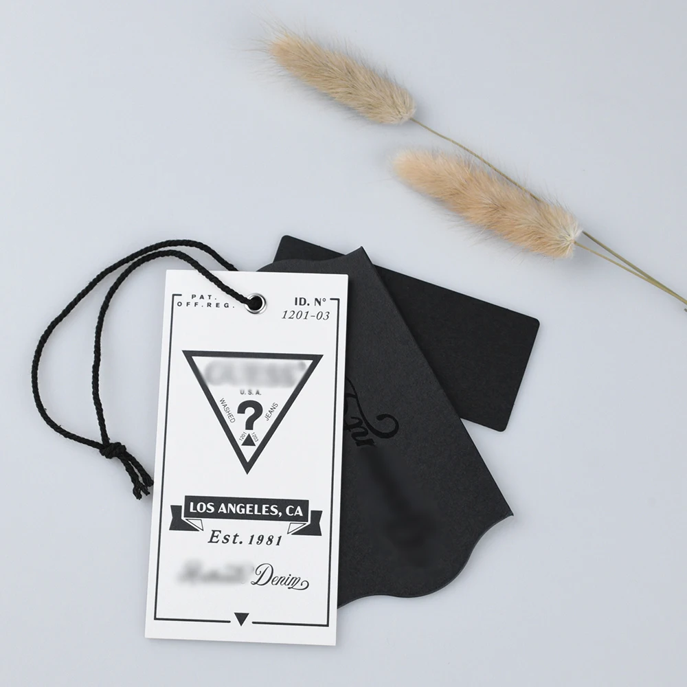 Custom Logo QR Code Hangtag Clothing Printing Brand Logo Hangtag Card Paper Code Price Tag