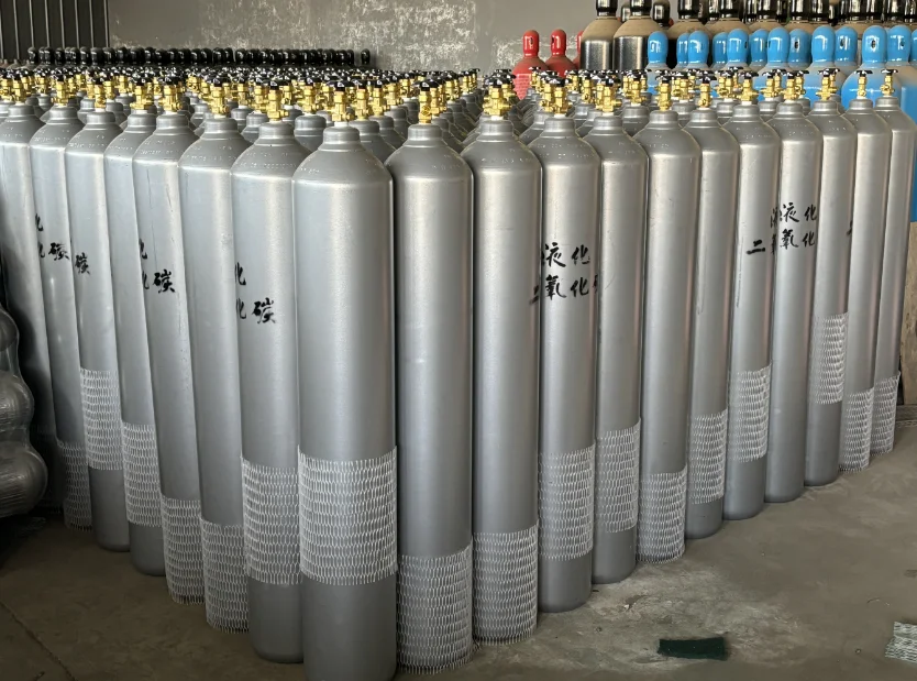 Lightweight 5kg High Pressure Seamless Steel Cylinder 60L/70L/90L Fire Industrial Gas Carbon Dioxide Nitrogen Oxygen