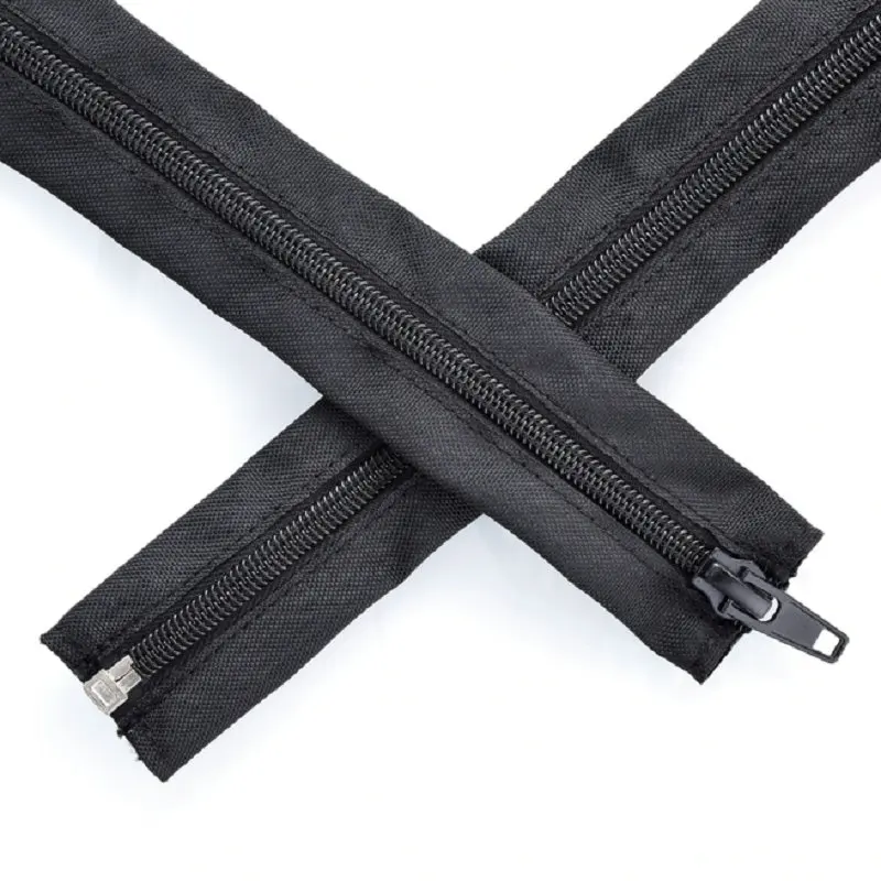 Тканевый рукав с застежкой-молнией для офисного стола