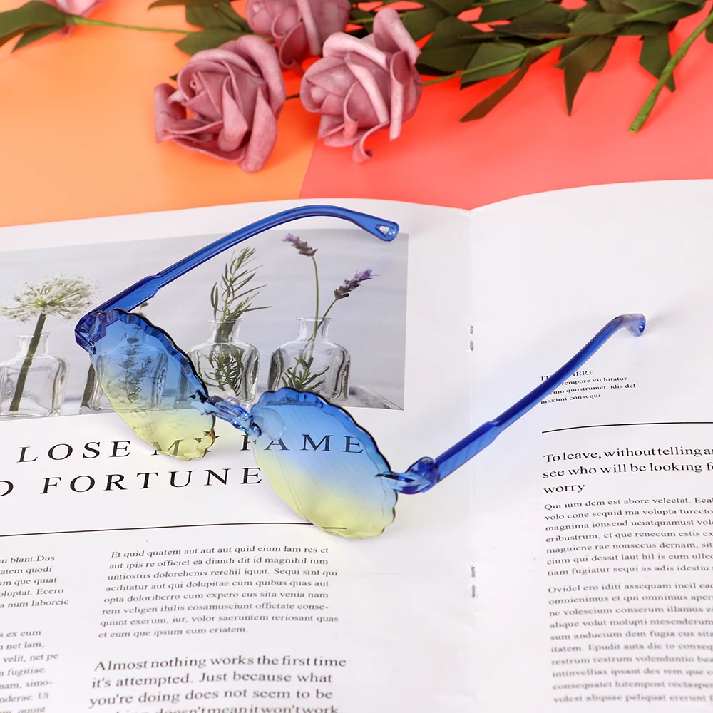 I-PACK Fashion Retro Round Unisex Kids Sun Glasses 1 to 8 Years The Young Available In Three Colors Kids Sunglasses 2022