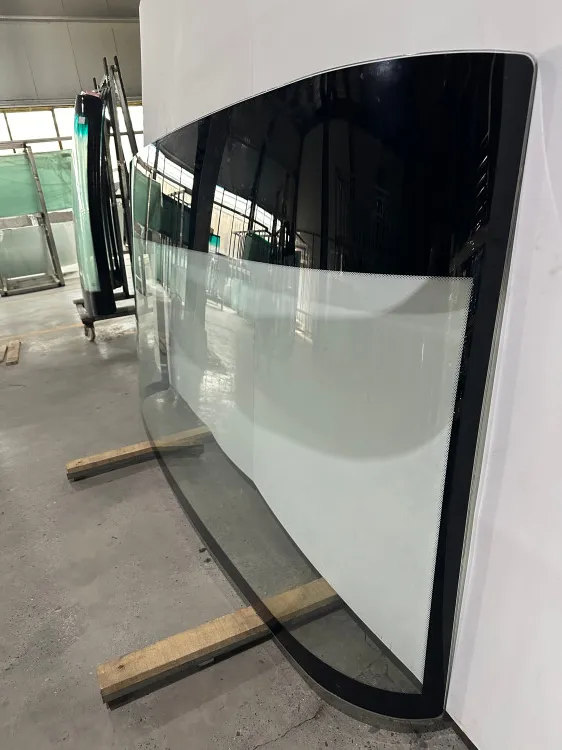 Golden Gradon 6115 Factory Price New Complete Car Front Windshield Bus Windshield Car Glass Window Accessories