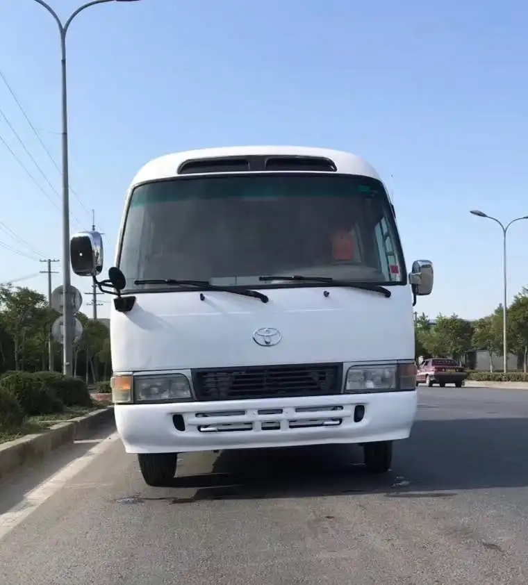LHD 2016 Japan used good condition Toyotai coaster bus with diesel engine 23 seats white  for seal