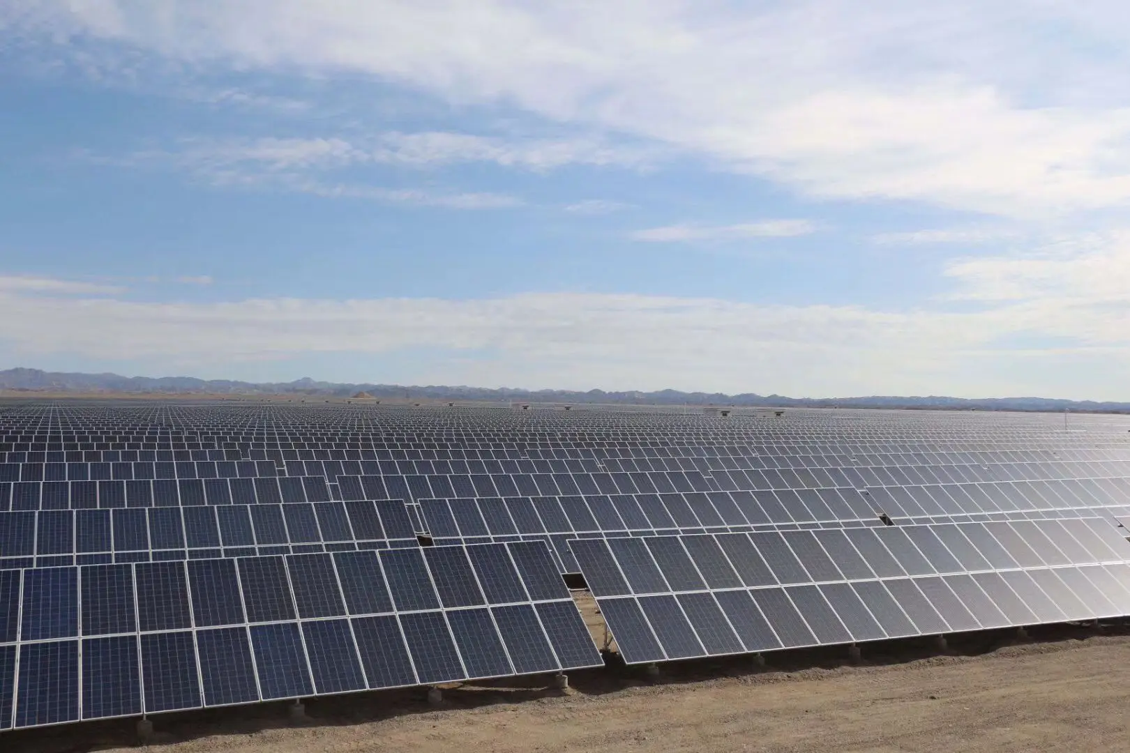 High Efficiency Monocrystalline PV 500w Solar Cell Panel Low Price Wholesale