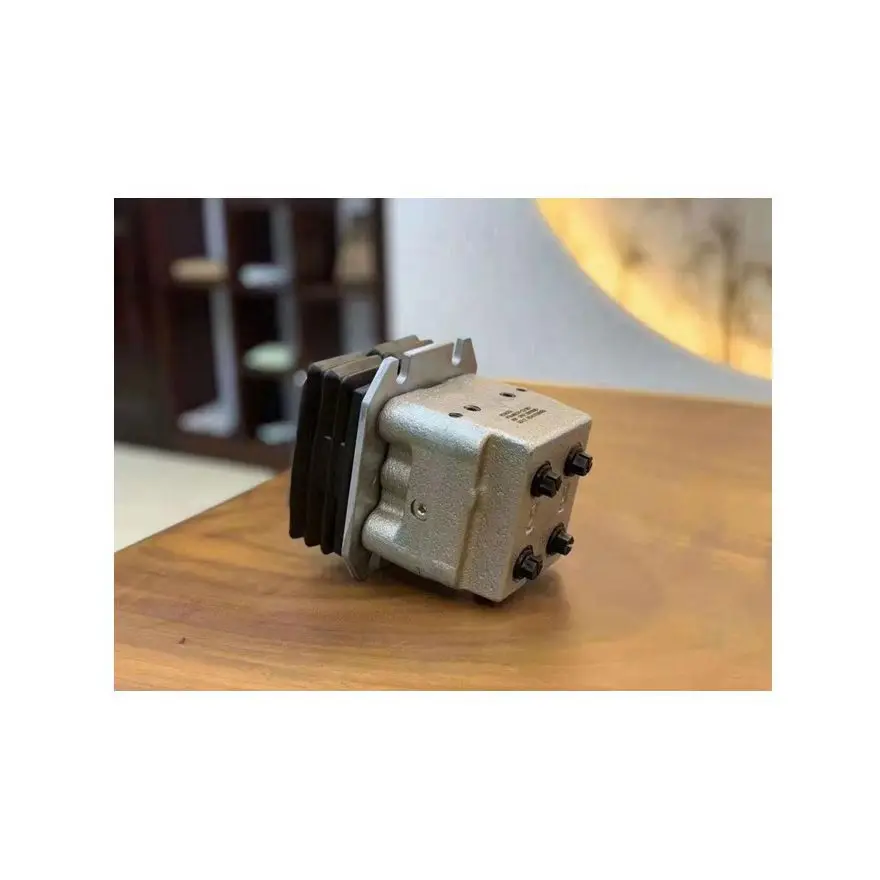 Factory direct sales of high quality Rexroth hydraulic foot valve excavator special parts foot valve foot valve
