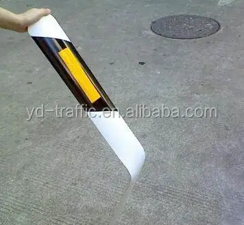 Column delineator single side reflective delineator post