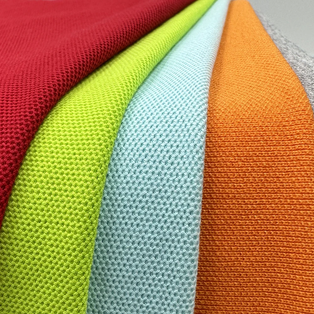 100 Cotton Golf T Shirt Fabric 210Gsm 63 Cotton 37 Polyester CVC Pique Knitted Soccer Jersey Fabric For Tshirt Polo