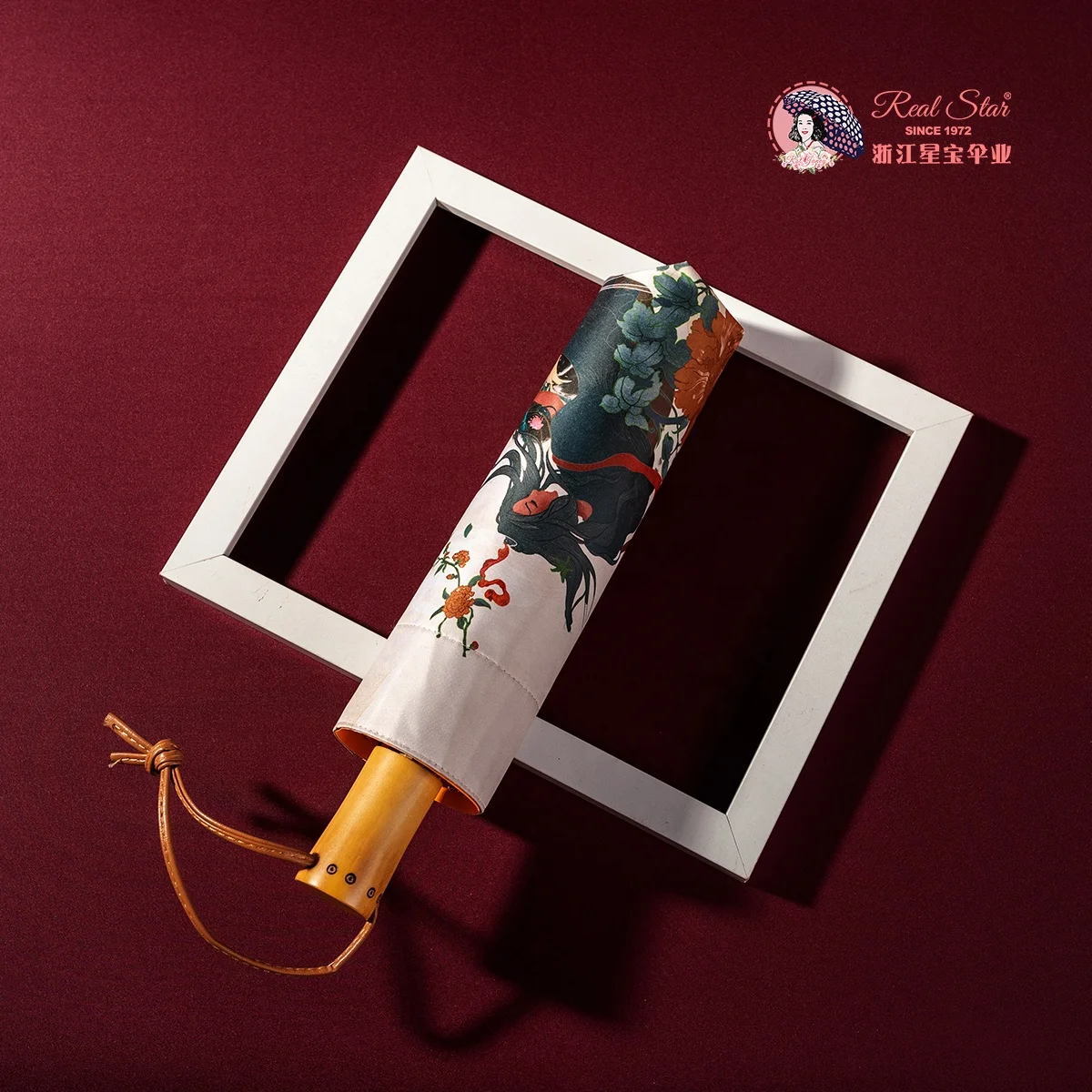 RST luxury Chinese traditional style 16 ribs fold golden frame umbrella wood handle UV sun umbrella