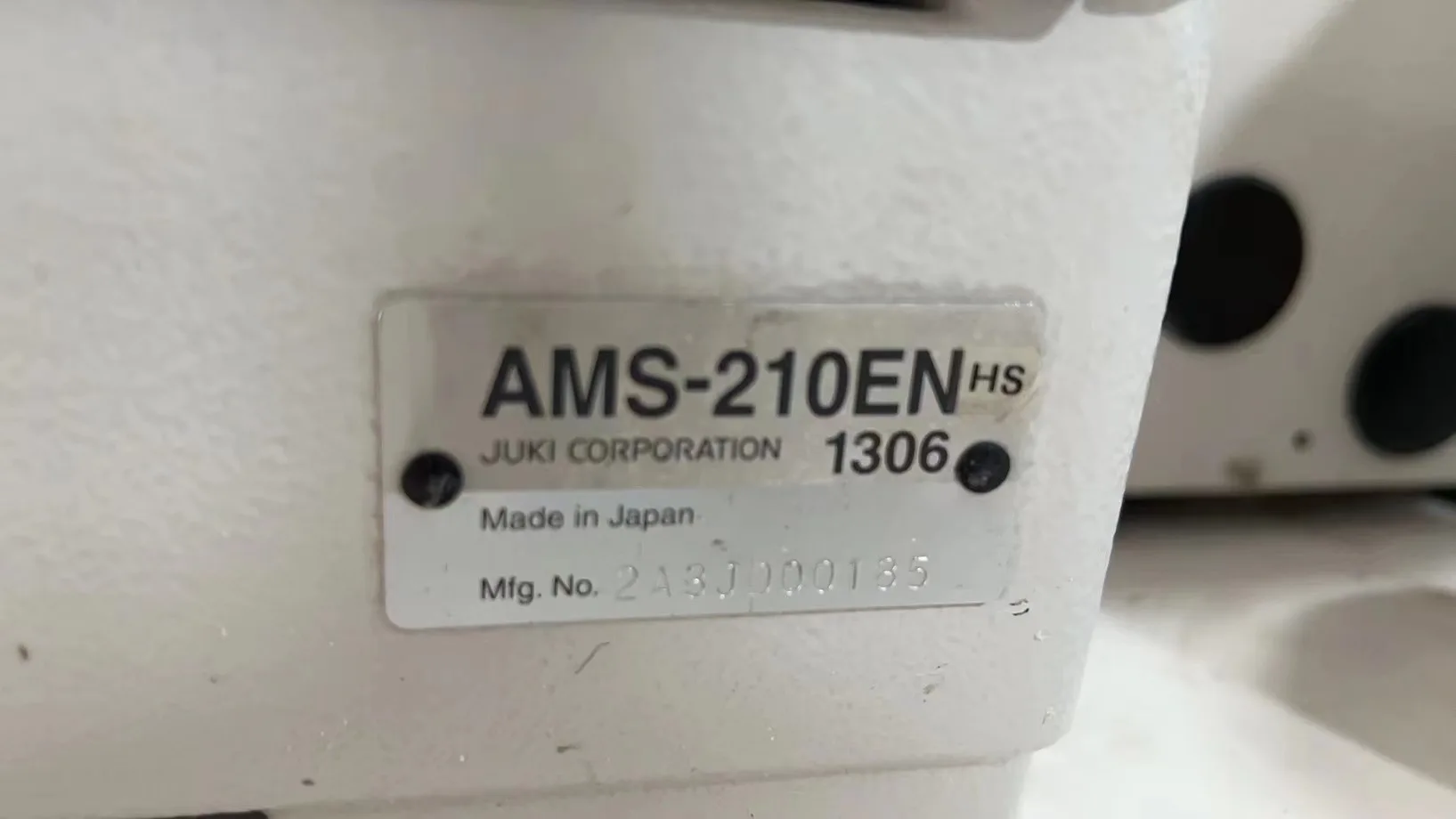 New Technologies Jukis AMS 210 Series Sewing Machine Computer Controlled Cycle Machine With Input Function