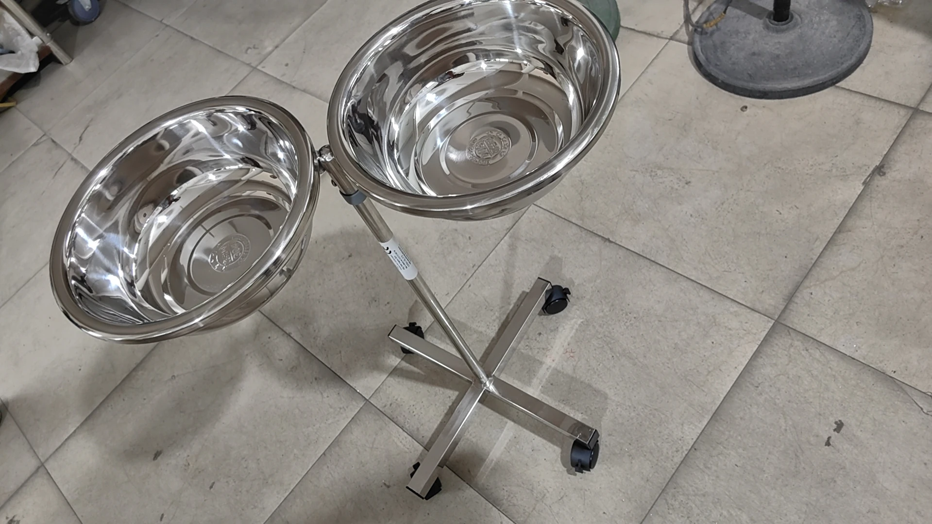 Медицинский Мобильный Регулируемый медицинский инструмент из нержавеющей стали вагонетка для больницы