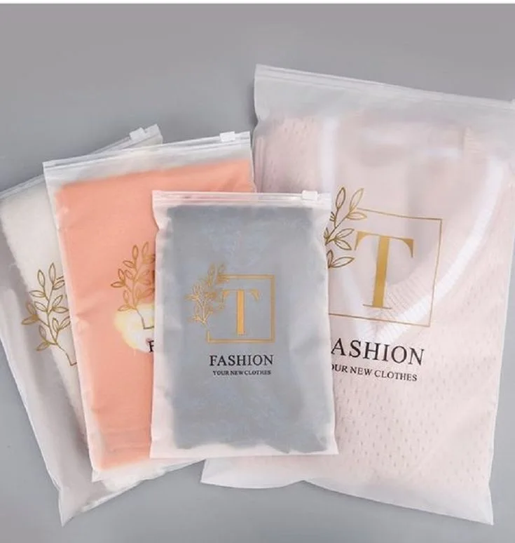 Wholesale Self-Sealing PE Plastic Zip Lock Bag with Logo Printing Custom Gusset Design for Black Tshirt Clothing Packaging