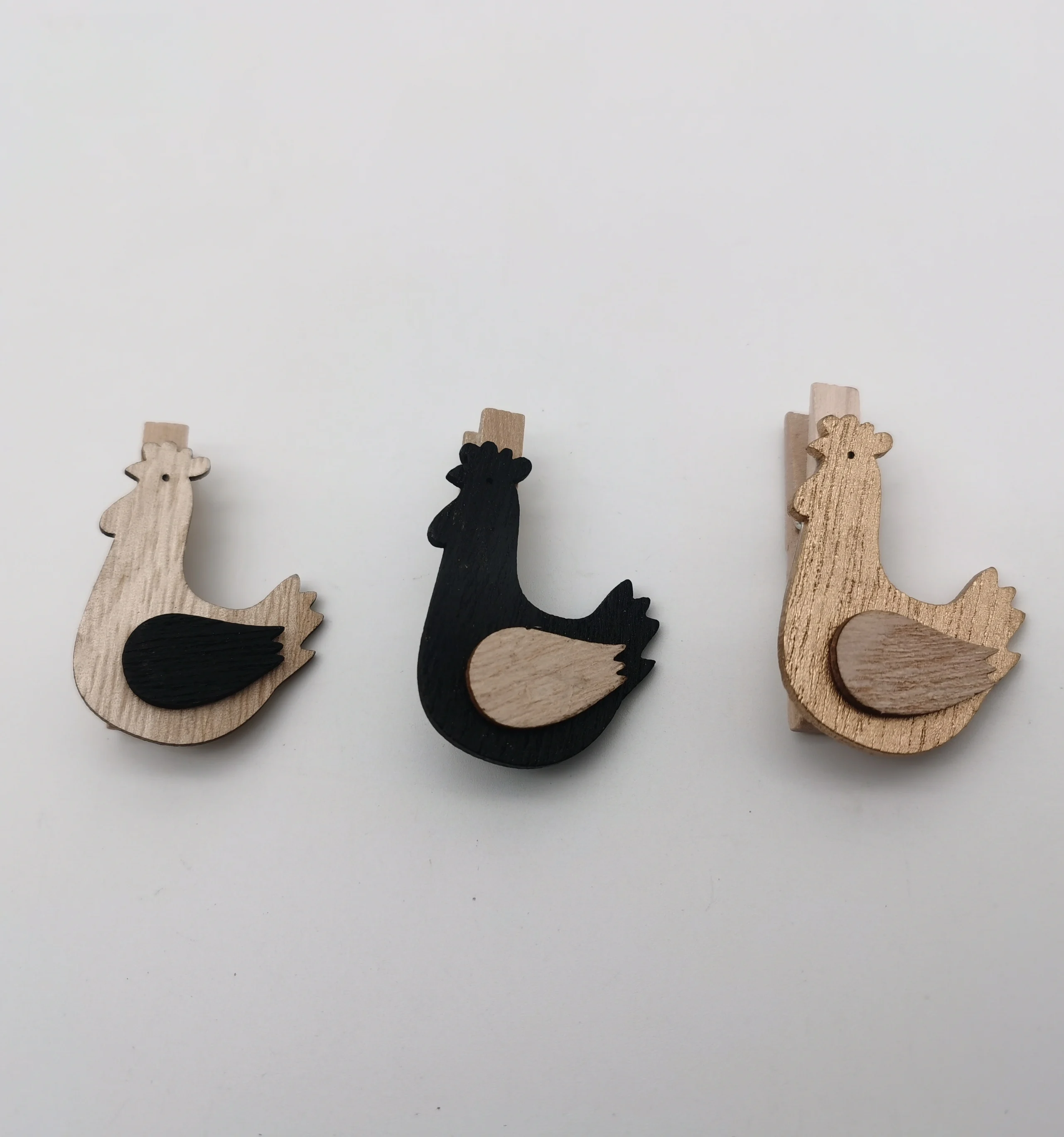 Factory Supply Easter Hen Party Accessories Wooden Hen And Egg Products With Clips Easter Egg Decor