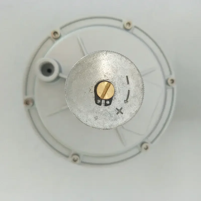 New Efficient and Stable High Low Gas Pressure Regulator for Safe Gas Delivery