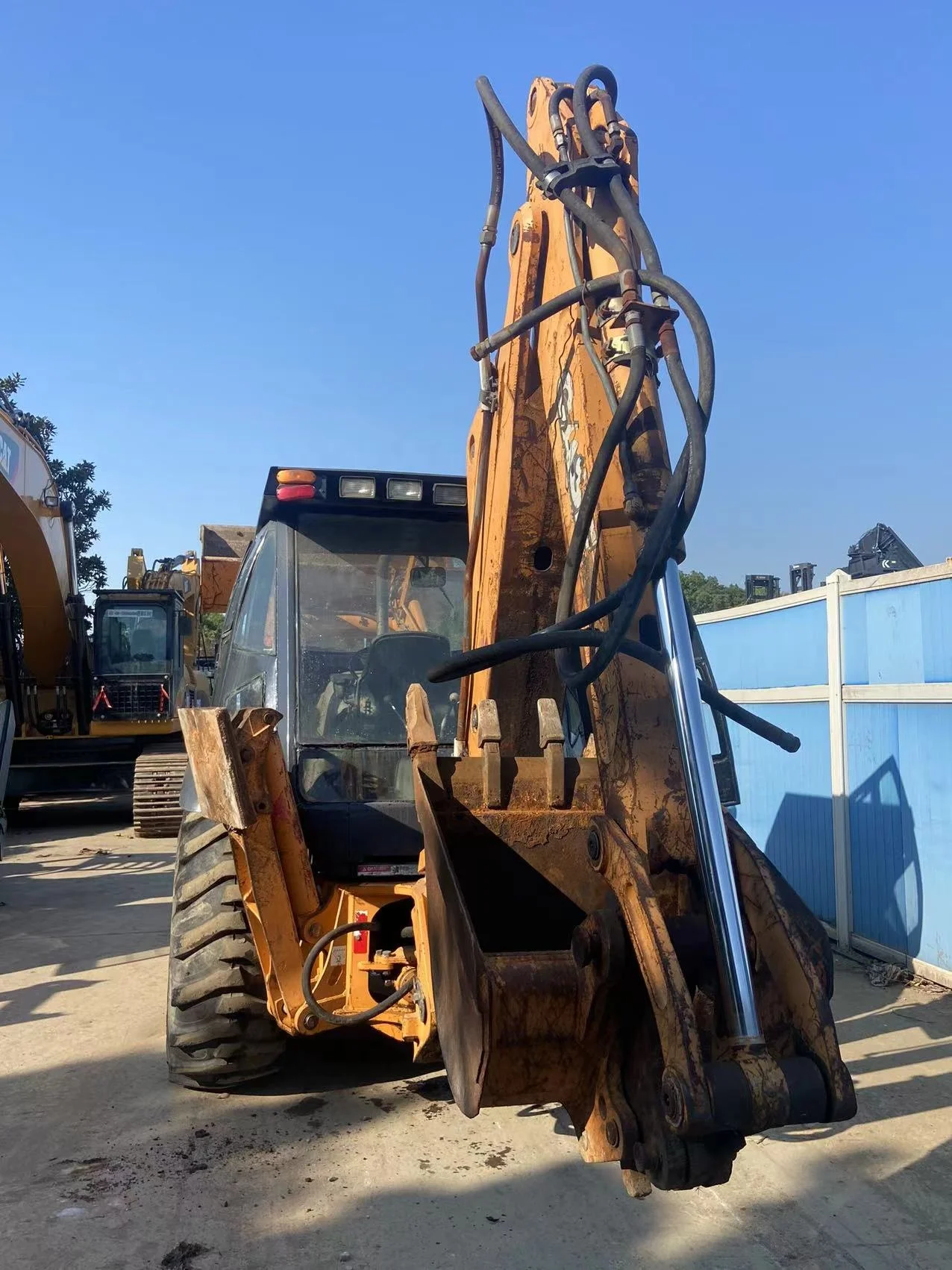 high quality used case 580N 580M series 2 backhoe cheap used 4x4 backhoe loader for sale in shanghai