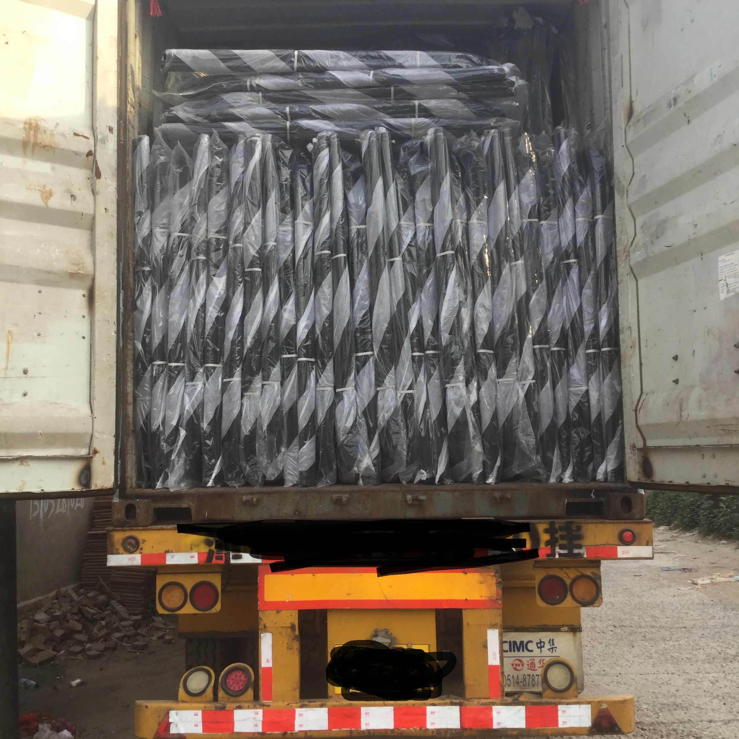 Factory sale directlysimple design heavy duty made in china hot sale cheap price Dubai Bahrain Qatar design metal beds