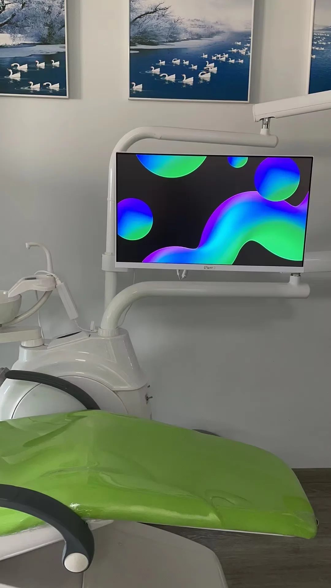 Low Price High Quality  Dental Oral Smart Viewer Computer All-in-one Equipment Touch Screen With Stand Handle 24 Inch