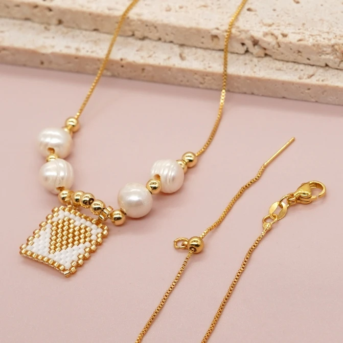 Fashion Pendant Tiny Beaded Necklaces For Women Girl Stacking Freshwater Pearls Braided Love Heart Pattern Friendship
