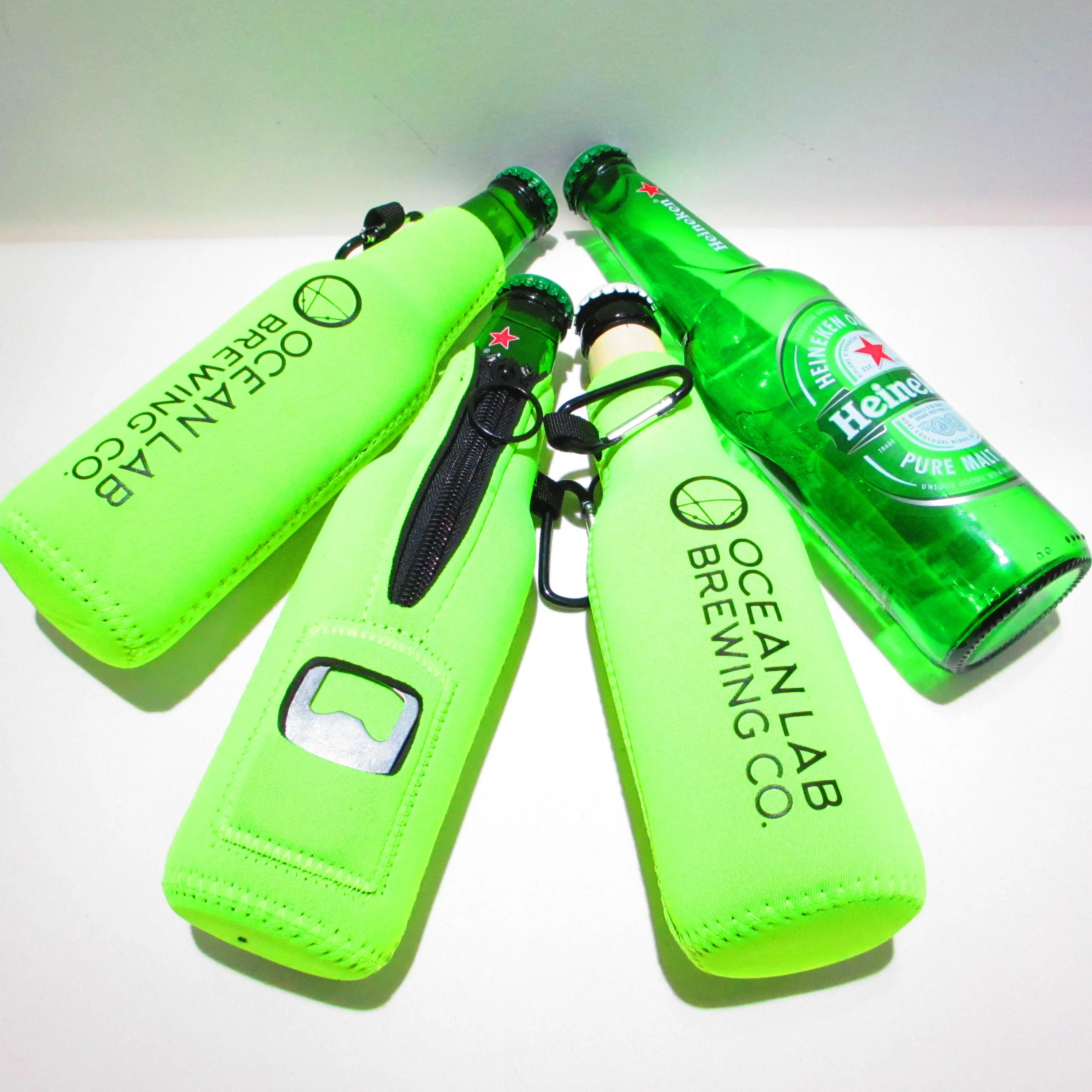 Factory Price Zipper Beer Bottle Insulator Holder Neoprene Insulated 12oz Beer Bottle Cooler Sleeve With Bottle Opener