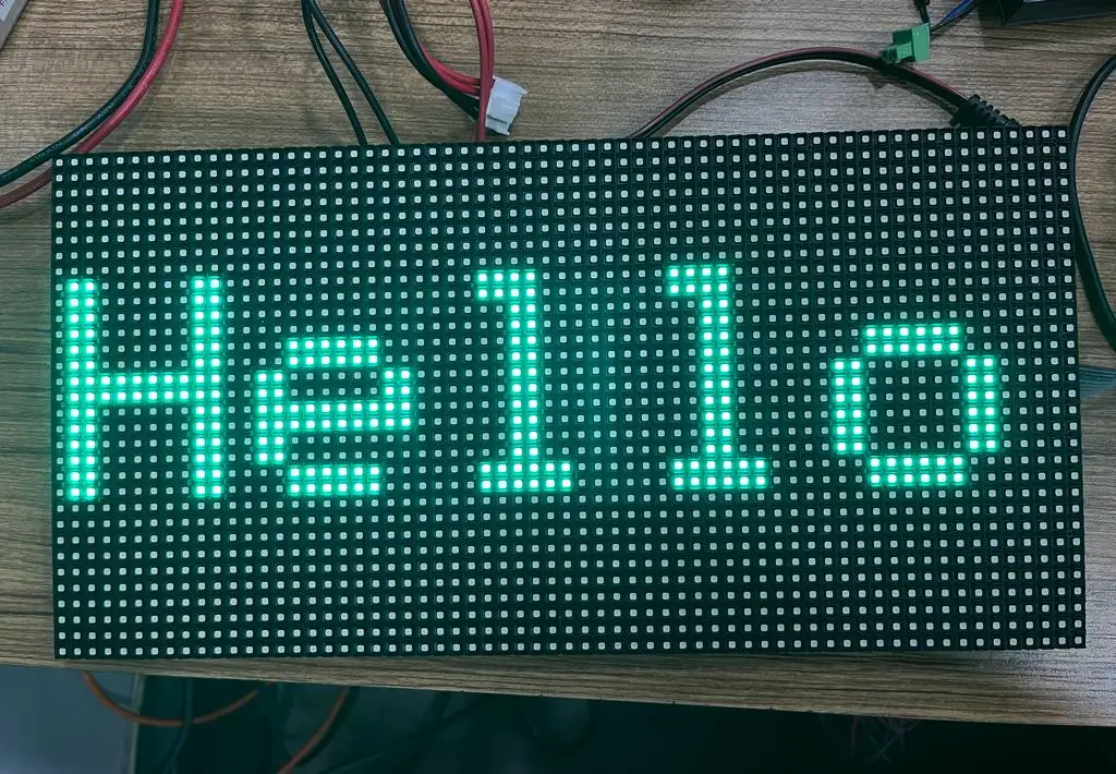 P10 HD LED Digital Signage Indoor/Outdoor Waterproof Video Wall for Shopping Mall Advertising 6mm Pixel Pitch Floor Installation