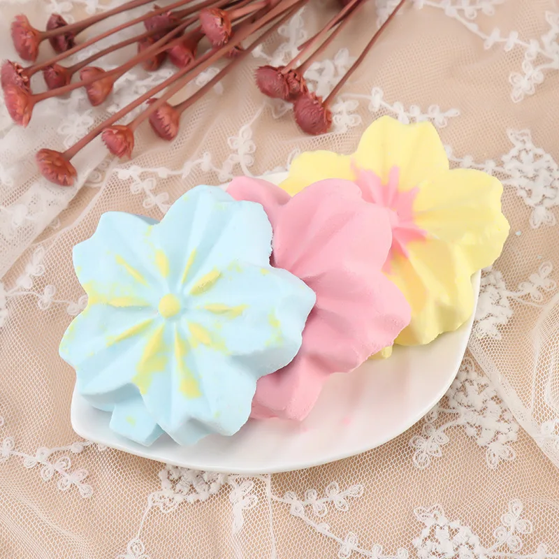 Hot Sale bath bomb macaron With Toy High Quality Pearl Rose Petal Crystal Flower