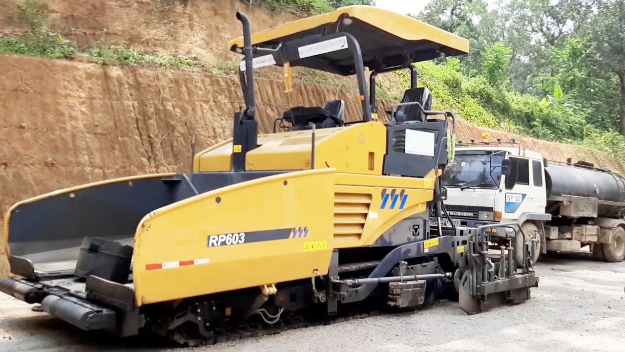 6m Paving Width RP603 Road Machinery Asphalt Concrete Paver Small Asphalt Paver