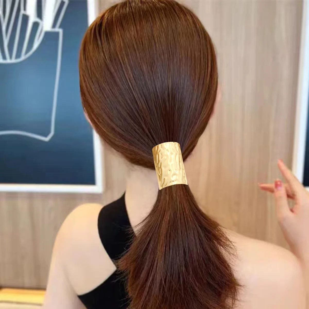 Korean Metal Glossy Textured Hair Pin Trendy High Ponytail Hair Buckle High-End Elegant Hair Hook 2024