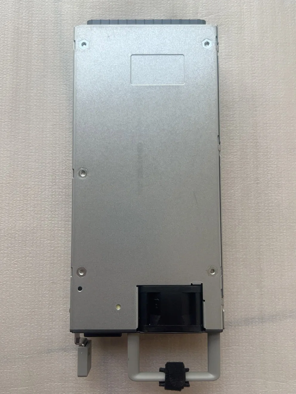 Используйте C9K-PWR-650WAC-R 341-100644-01 650 Вт Источник питания переменного тока для 9500 серии переключатель