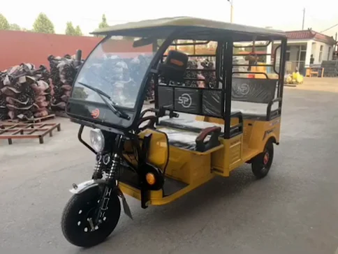 China Factory 3 Wheel Scooter Motor taxi Gasoline Electric Tricycle For Passengers