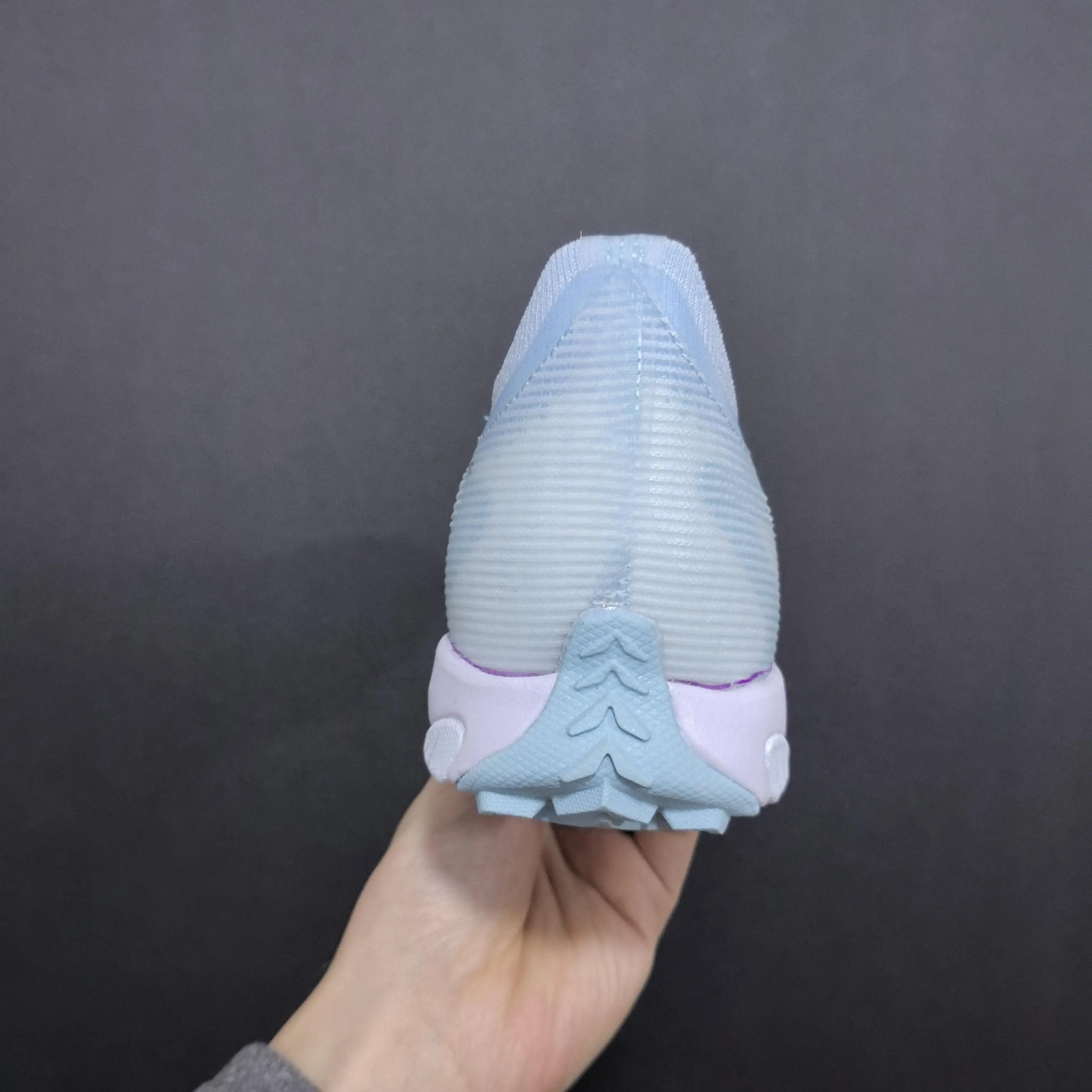 2025 White Non-slip Wear-resistant Impact-resistant Long Spike Football Shoes for Outdoor Professional Training and Competition
