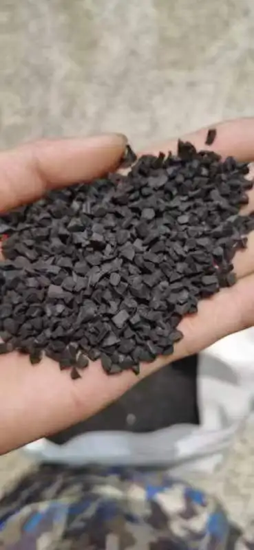 1-3mm 2-4mm black recycled SBR rubber granules for football field
