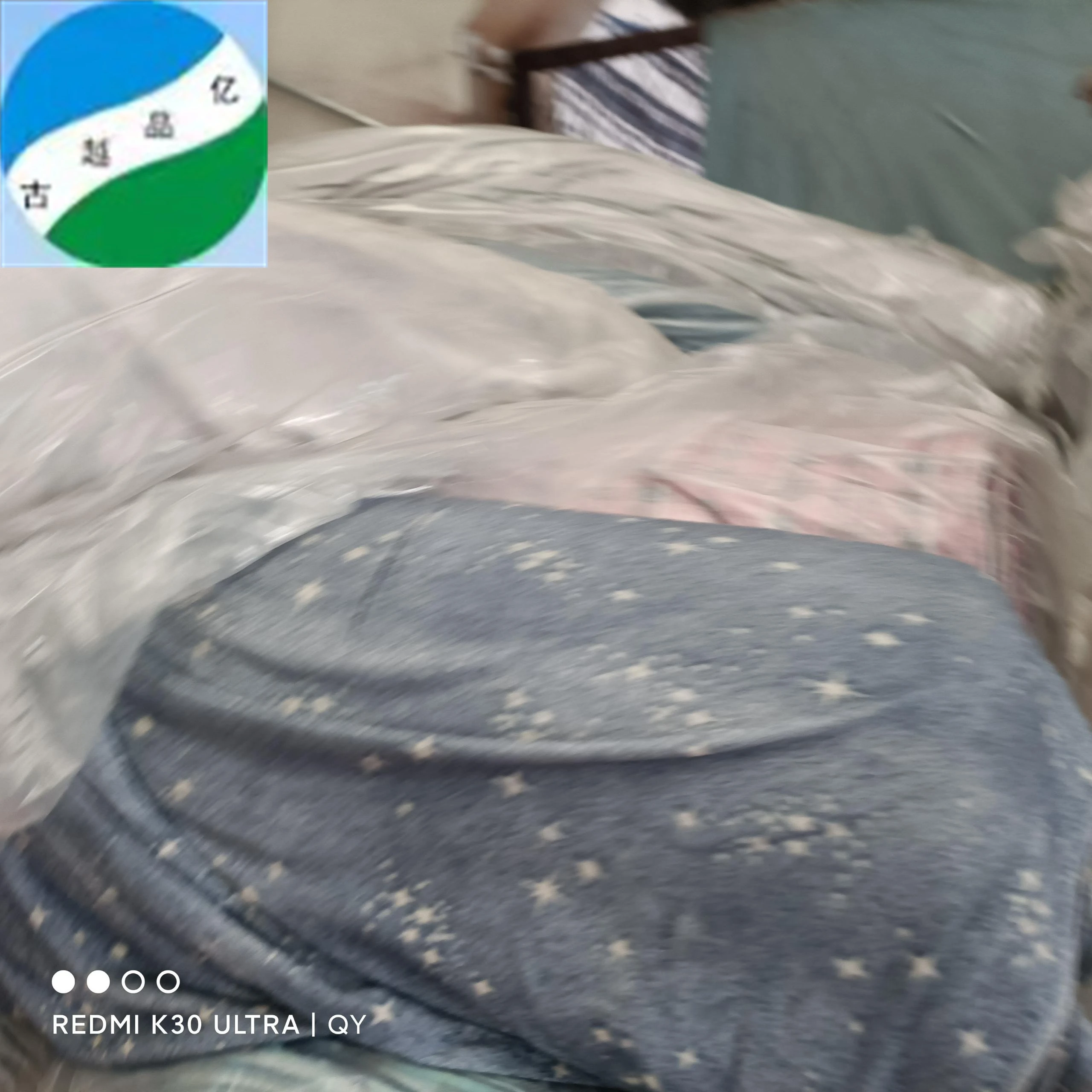 Дешевая цена за кг лидер продаж в Китае супер мягкая бархатная ткань с принтом для одежды
