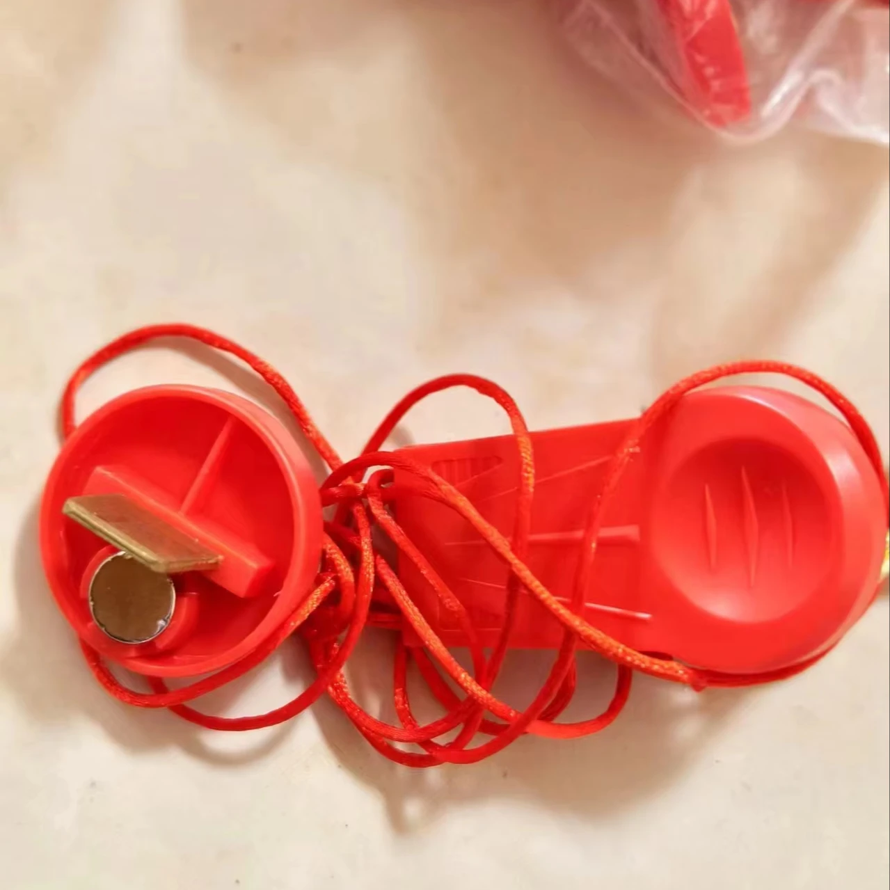 Strong magnetic treadmill Safety lock Magnet Universal emergency stop switch Start keychain Round magnet accessories