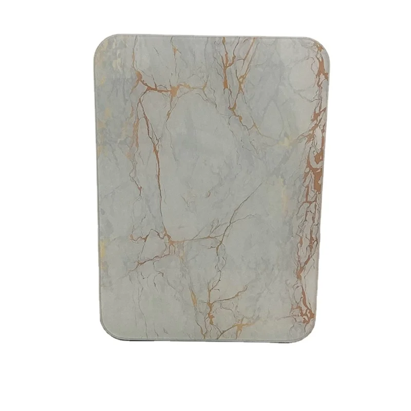 OEM Factory Hot Sale  Portable Skincare Fridge 4 L/6 Can Cooler and Warmer Small Refrigerator AC/DC