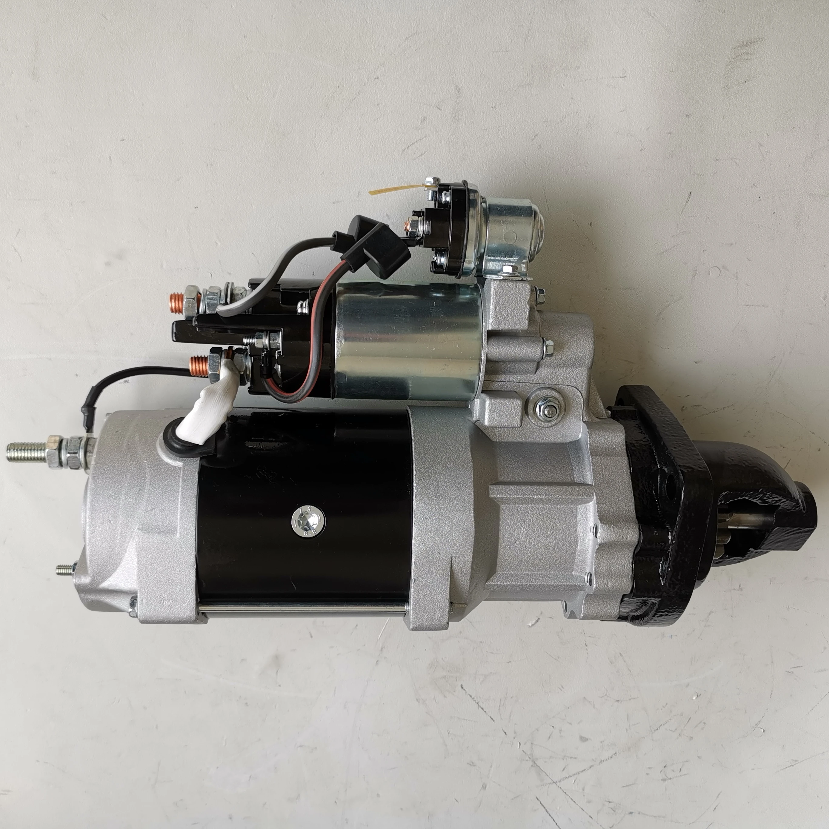 Factory sells high quality Shangchai 6135 engine starter part number  S00015607+02 24V 11teeth 7.5kw  alternator  Starter
