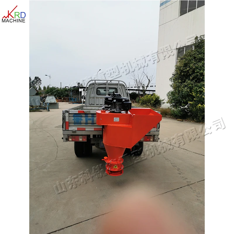 Four stroke gasoline anti-skid sanding machine Winter snow road salt spreader Road maintenance snow melting machine