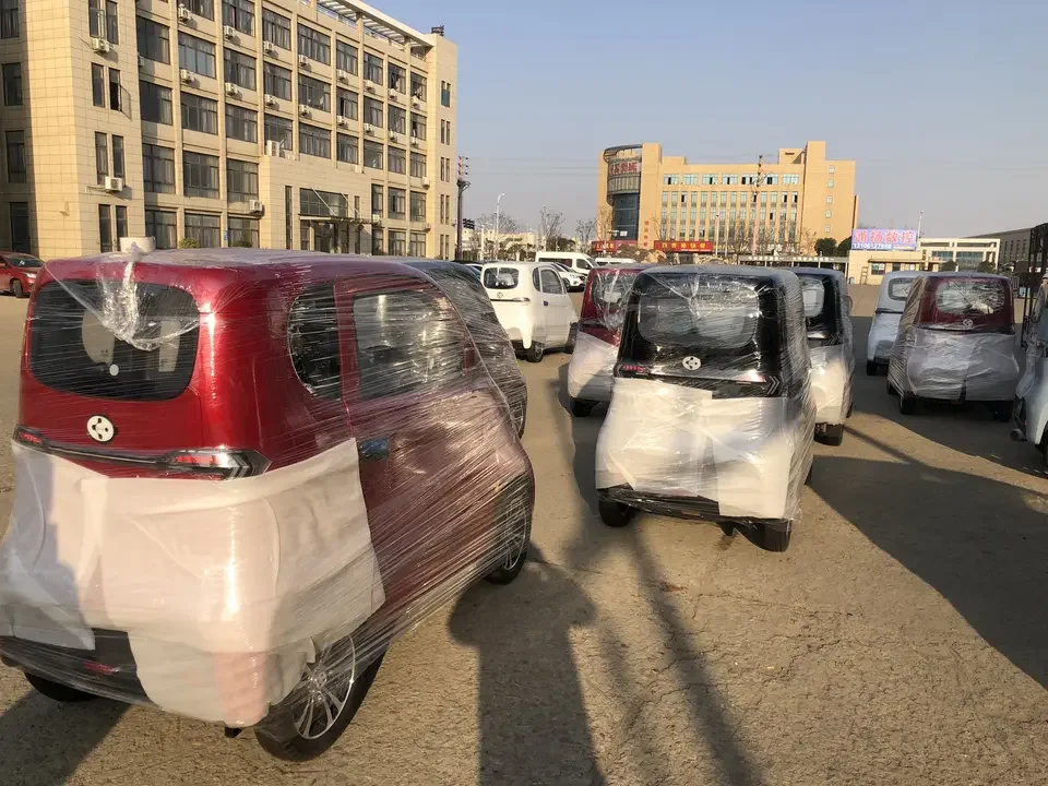 Бесщеточный трехколесный мотоцикл 60 В 3000 Вт