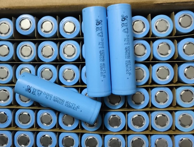 Hot Selling Original TP ICR18650 2200mAh 5C Long Cycle Life 3.6V 18650 Lithium Iron Battery For Electric Bicycle