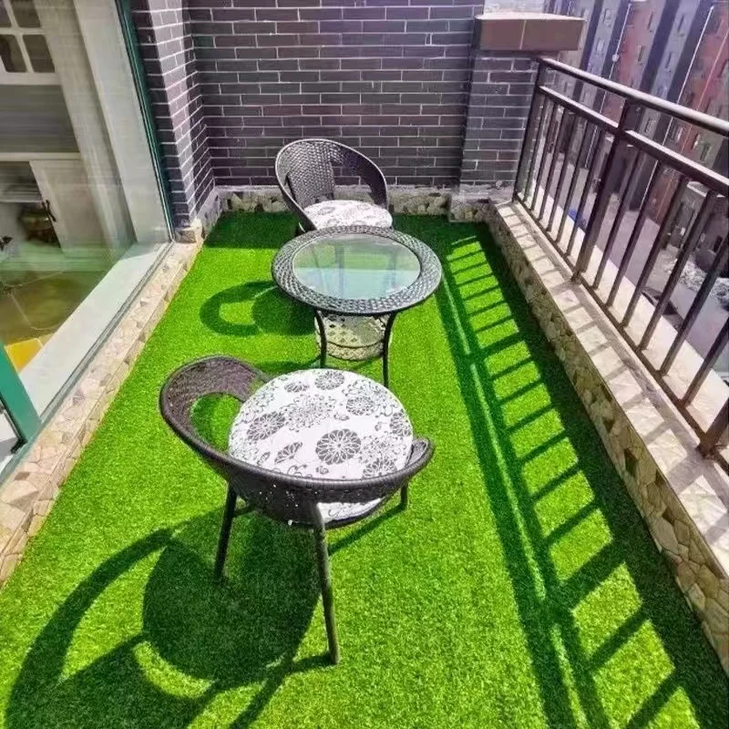 Synthetic Turf Roll Garden Balcony Rooftop Natural Looking Lushness Artificial Turf Grass