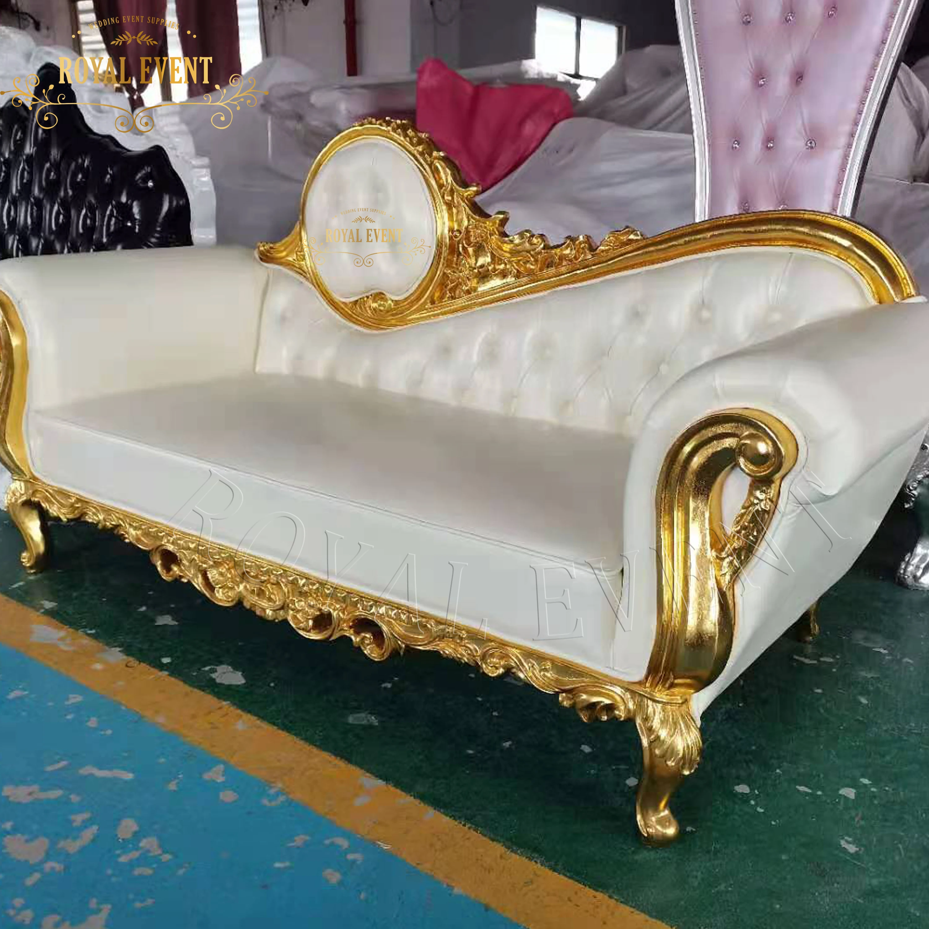 Luxury events furniture throne sofa chairs for king and queen Royal sofa chaise for groom and bride Golden Wedding bridal Sofa