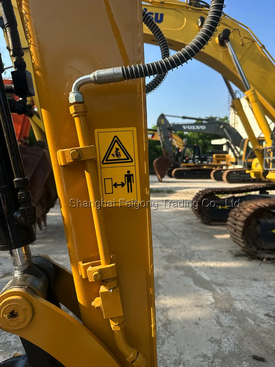 CAT 303.5E 3.5Ton 95% New used excavator 2022 Japan Mini New Arrival EPA CE Good Condition Original Low Working hours