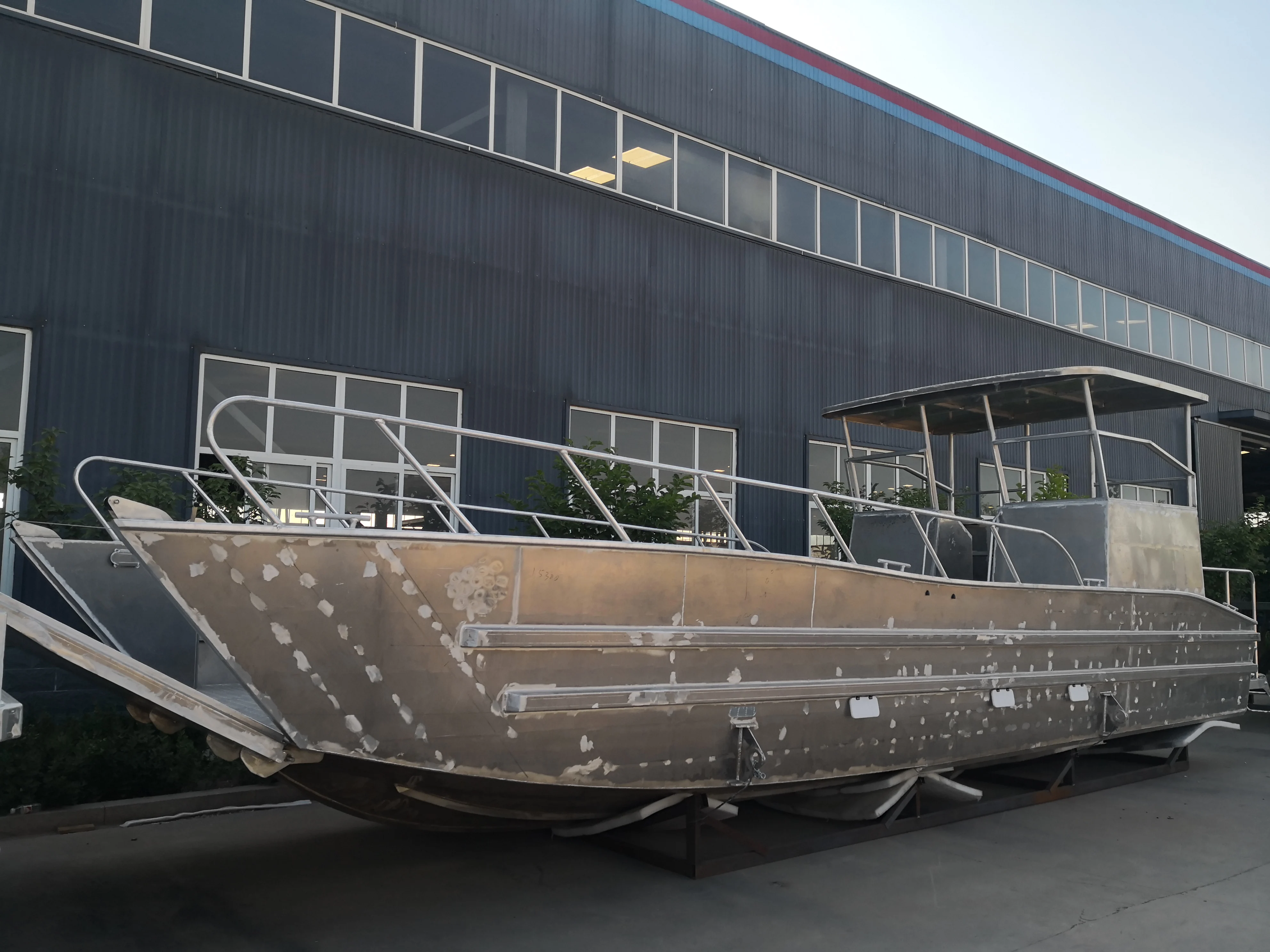 2023 New High Quality 21ft Aluminum Yacht  Motor Landing Craft Boat