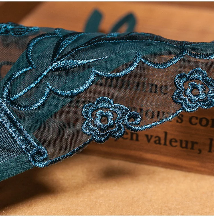 G-String lingerie (14).jpg