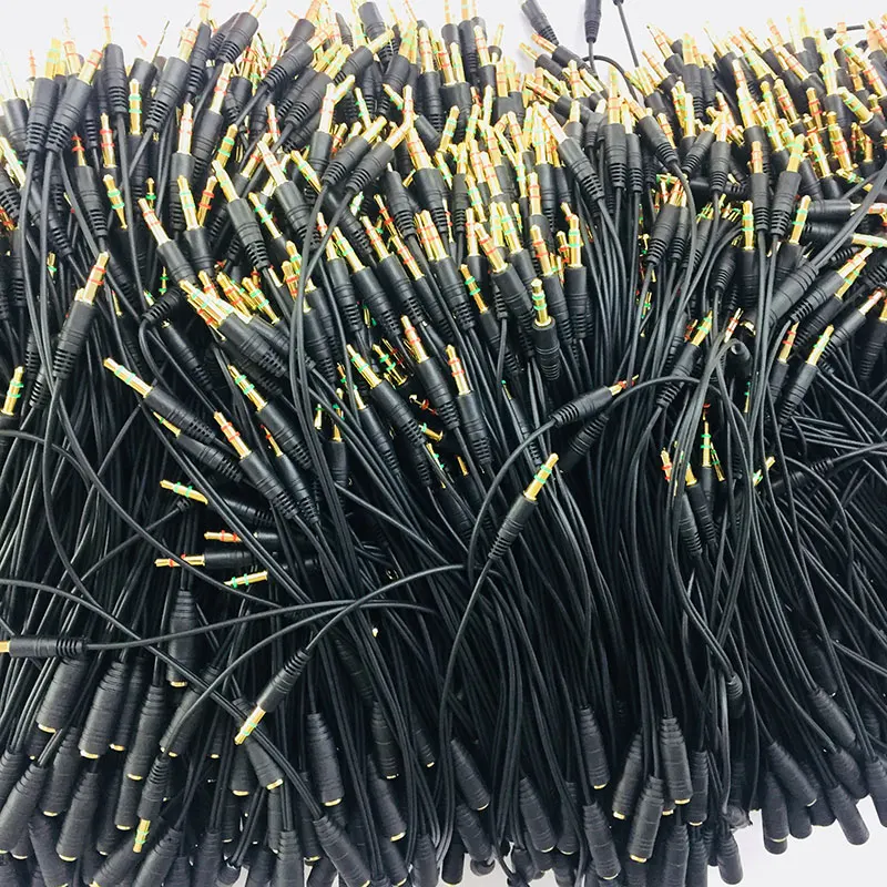 3.5mm Jack Adapter CTIA - Y Splitter Audio Cable with Separate Microphone and Headphone Connector for PC PS4 Gaming Headset