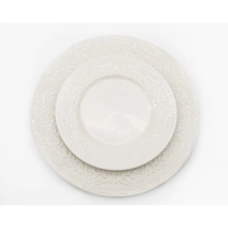 New Arrival 16 Pieces Factory Supply Embossed Noble Western Arabic Luxury Porcelain Dinnerware Sets Ceramic Dinner Set