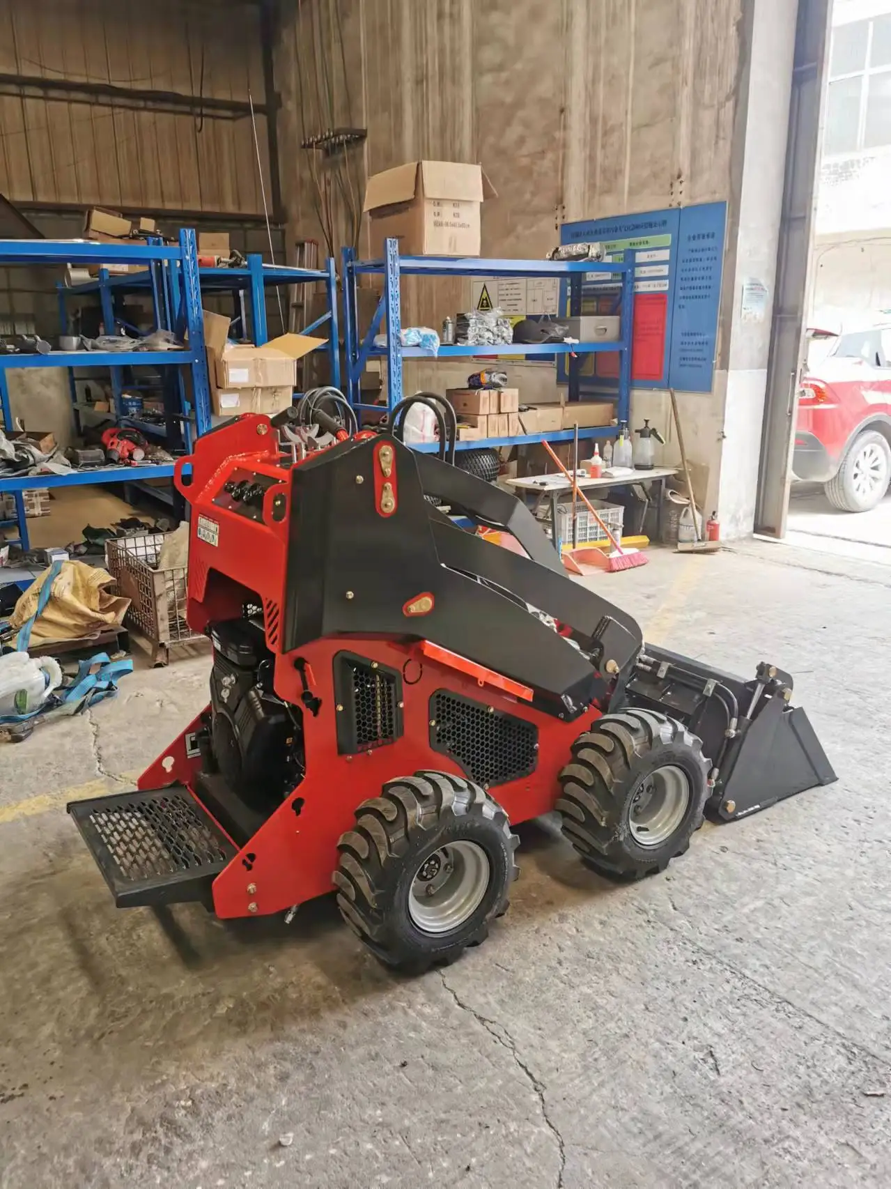Mini Skid Steer comes Harley Rake Root Grapple Attachments 23hp for sale