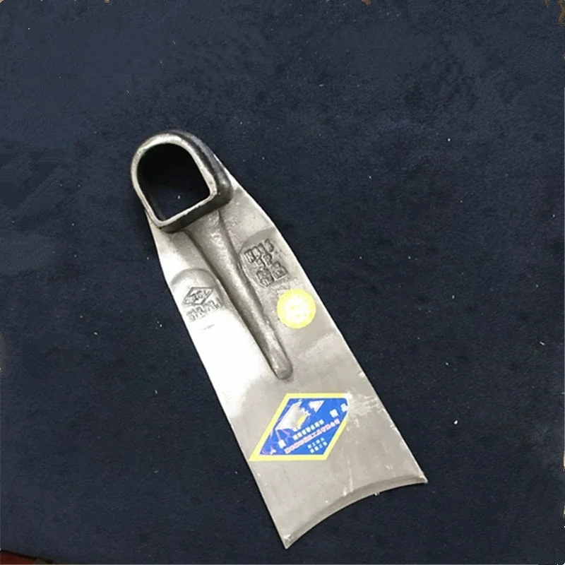 Rail steel forging hoe, household agricultural digging tool, construction site professional hoe, motor hoe garden cultivator