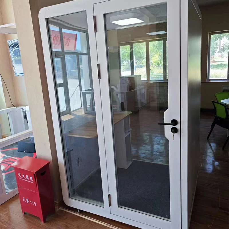 Good Quality Aluminum Meeting Pod Removable Vip Silent Reception 1-6 Person Meeting Pod With Center Table