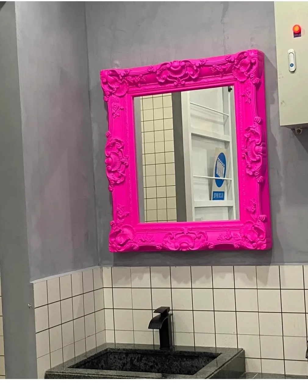 Customize Color Ornate Vintage Antique Mirror Carved Luxury Mirror Wall Decor Mirror For Home Decor