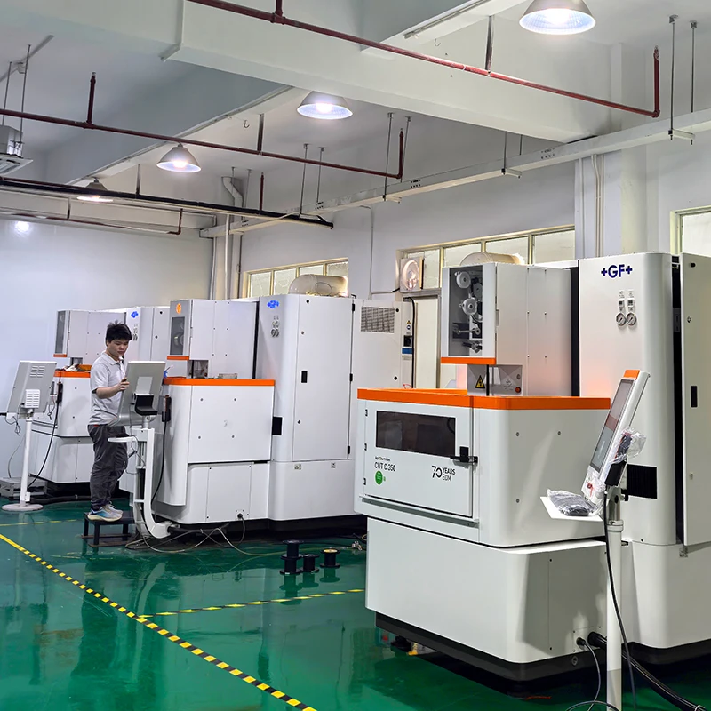 Dongguan plastic injection mold maker mould mold tool form template OEM plastic injection mold and plastic injection molding